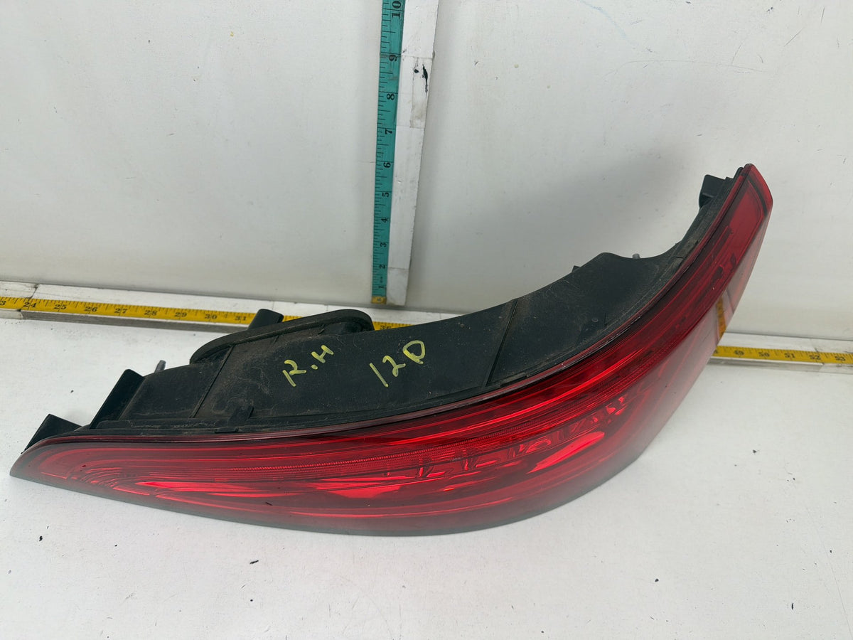 2013-2017 Audi Q5 Rear Right Passenger Side LED Tail Light 8R0945094D OEM