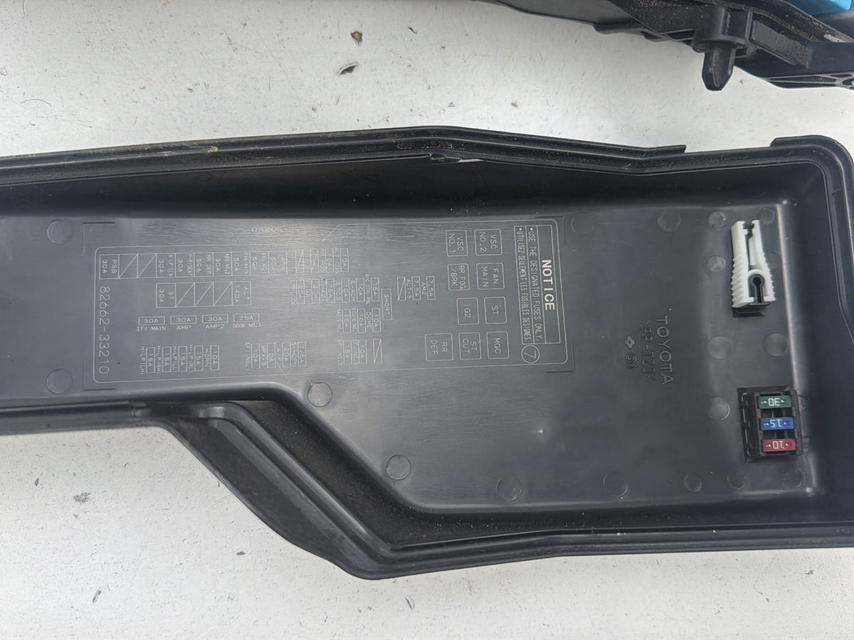 2007-2009 Lexus ES350 Engine Fuse Box OEM
