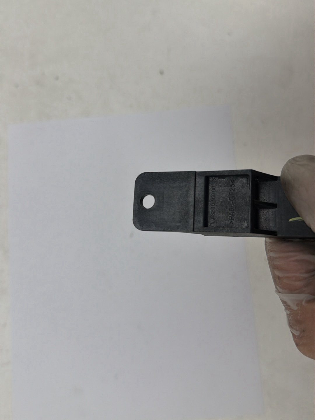 2011-2013 Dodge Durango Rear Left Keyless Entry Antenna Module 04742296AA OEM