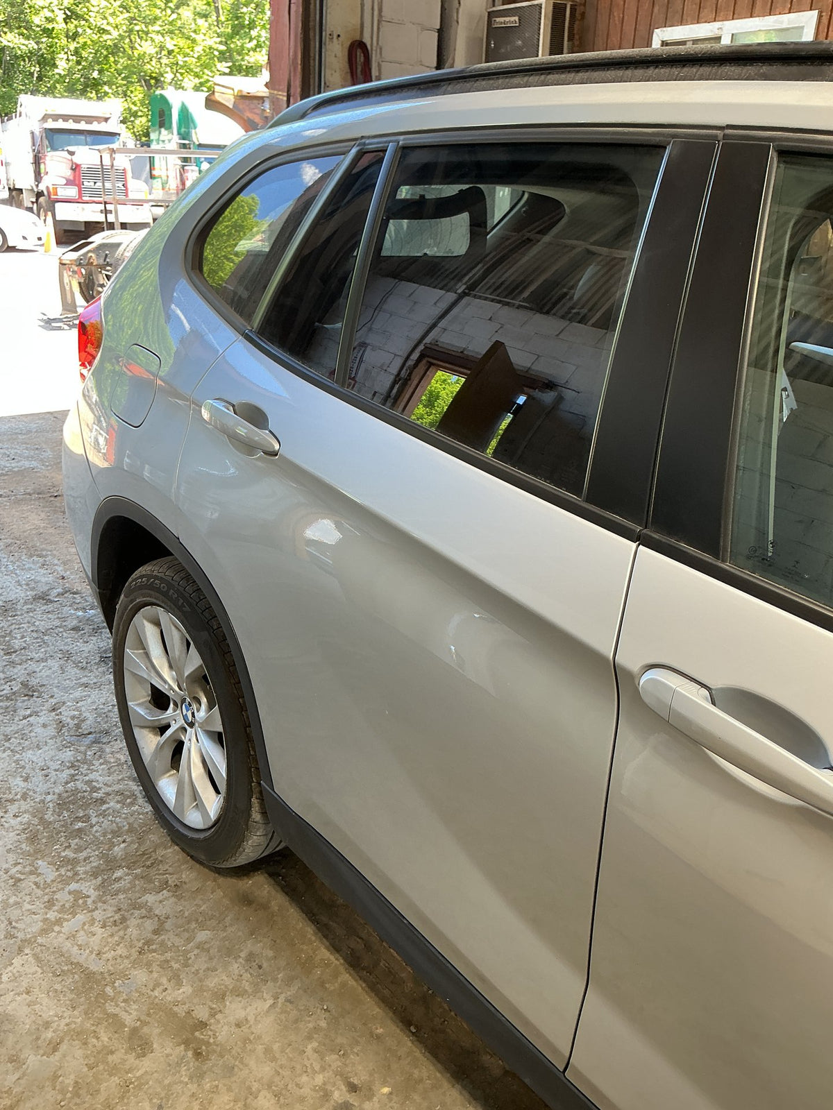 2014-2015 BMW X1 E84-Rear Right Passenger Side Door OEM