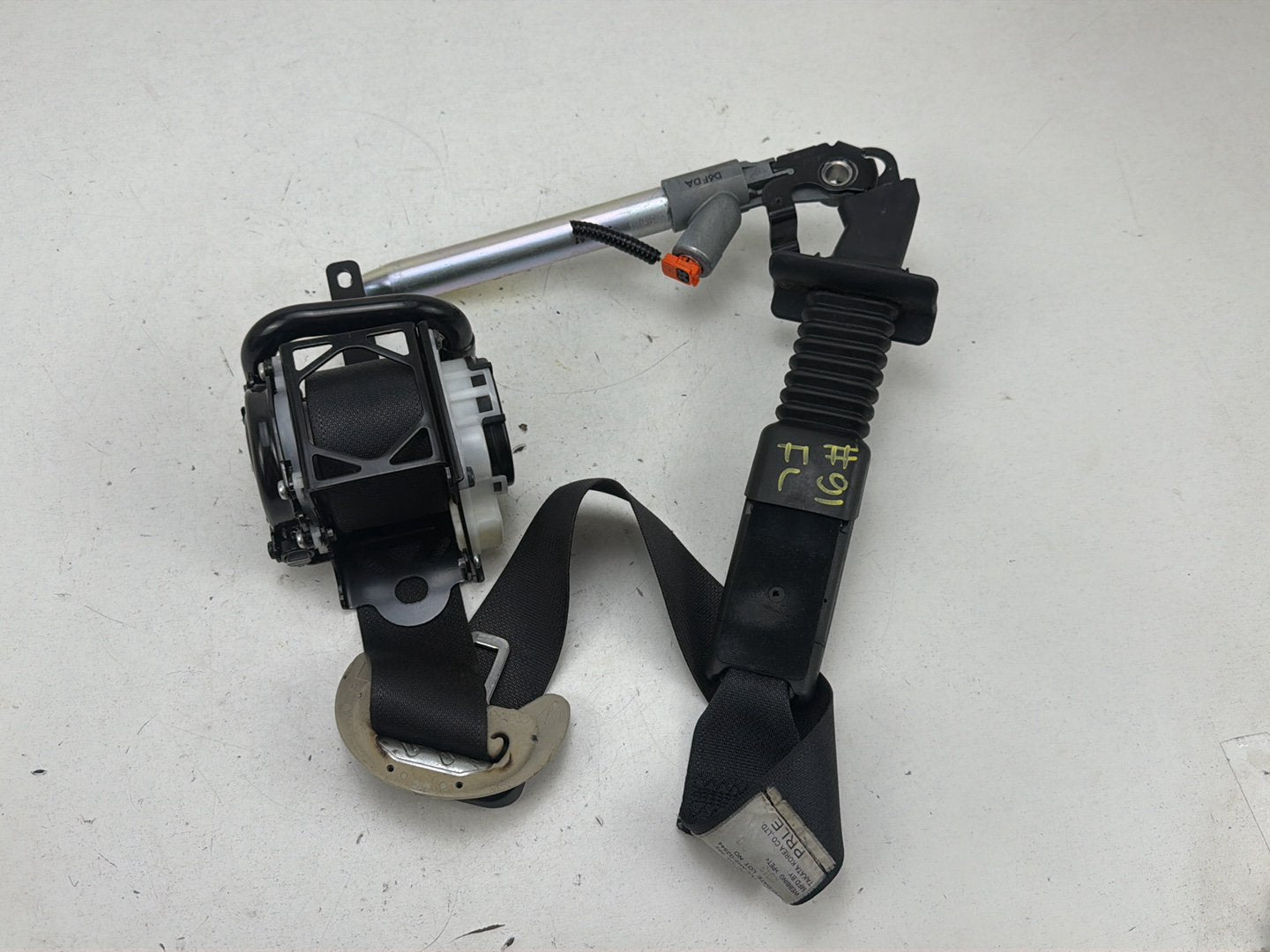 2014-2021 Infiniti Q50 Front Left Driver Side Seat Belt Retractor Assembly OEM
