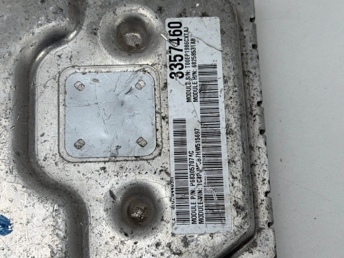 2016-2017 Jeep Cherokee Engine Computer Control Module P68258531AB OEM