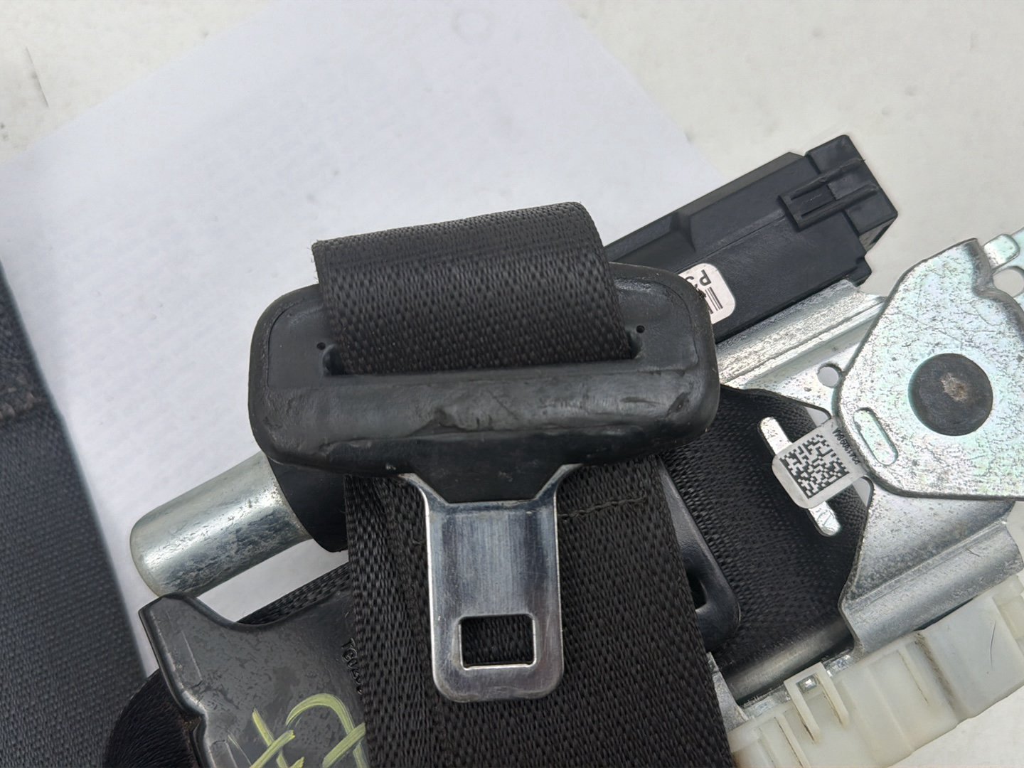 2013-2018 Ram 1500 Front Right Passenger Side Seat Belt Retractor Black OEM