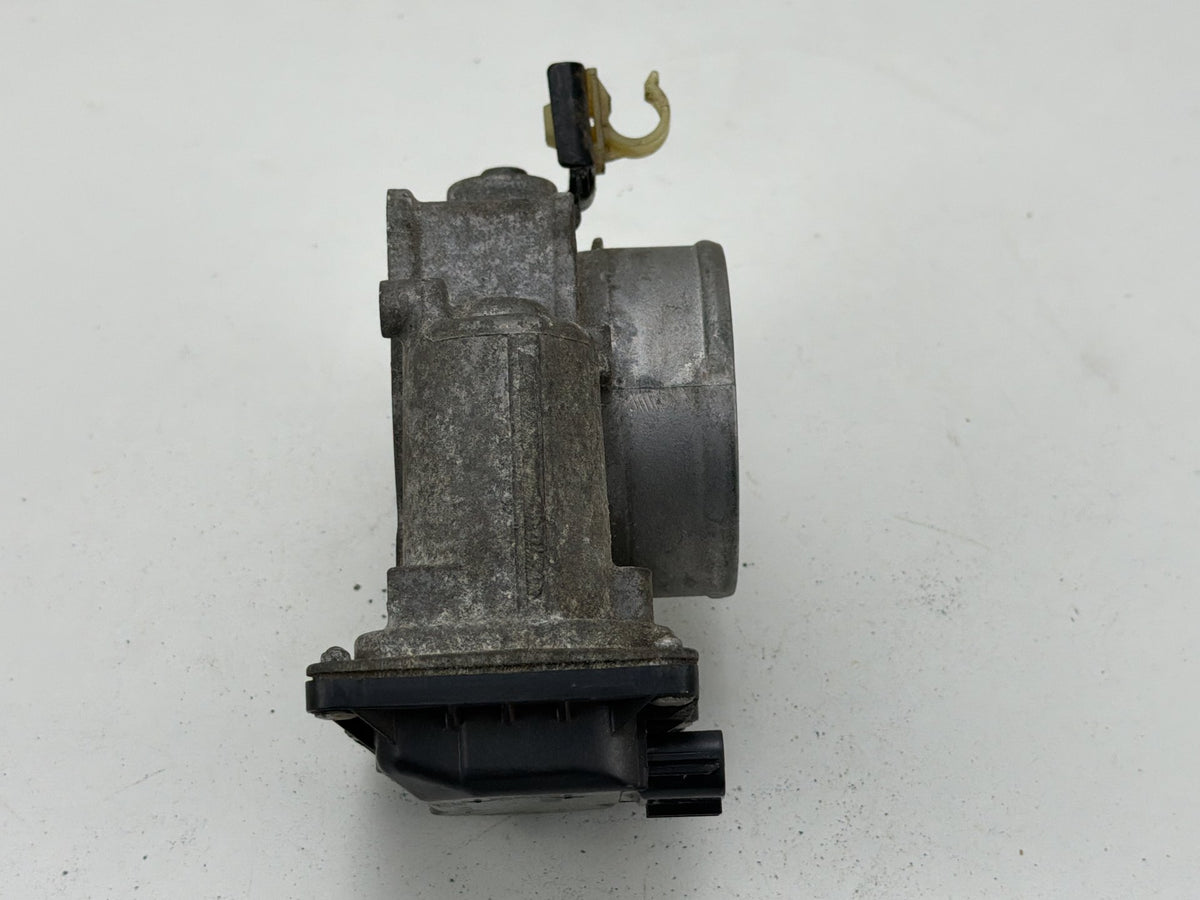 2015-2017 Toyota Camry Engine Throttle Body 22030-0V010 OEM