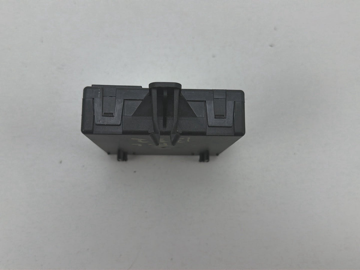 2010-2017 Mercedes-Benz E-Class Front Left Door Control Module A2079000900 OEM