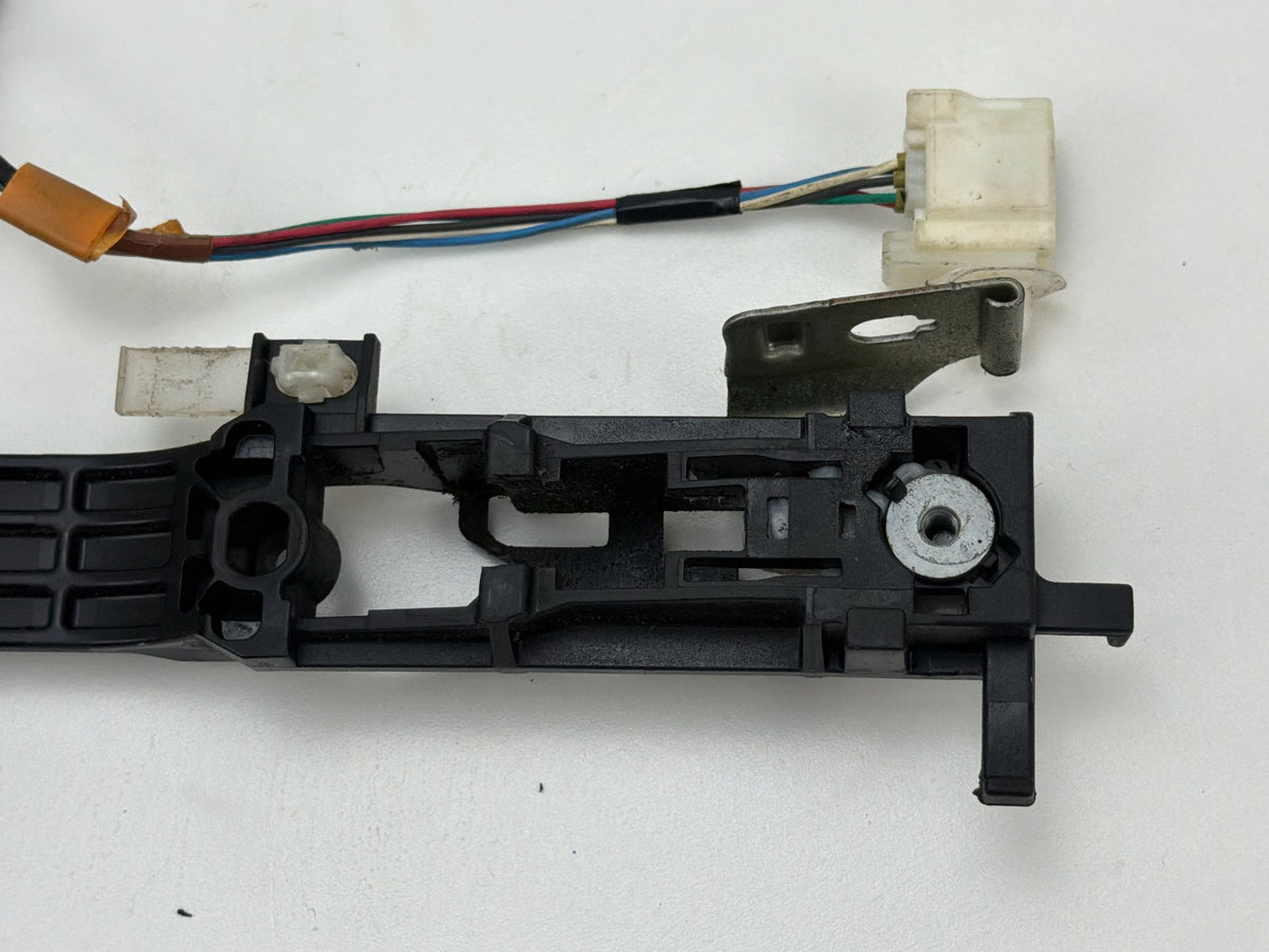 2007-2009 Lexus ES350 V40 Front Left Side Exterior Door Handle Base Bracket OEM