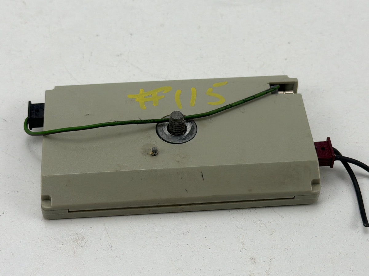 2010-2012 Land Rover Range Rover L322-Antenna Radio Amplifier AH42-18CB47-BB OEM