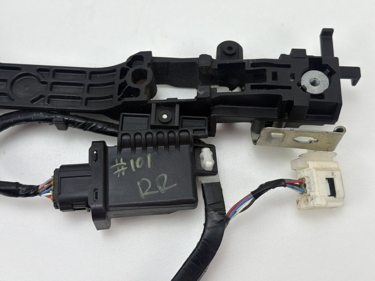 2007-2012 Lexus ES350 V40 - Rear Passanger Outer Door Handle 484110-10720 OEM