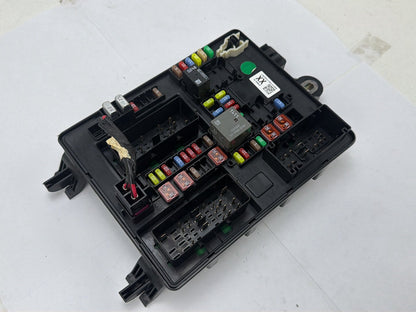 2010-2012 Cadillac SRX Rear Sam Module Fuse Relay Box 20788234