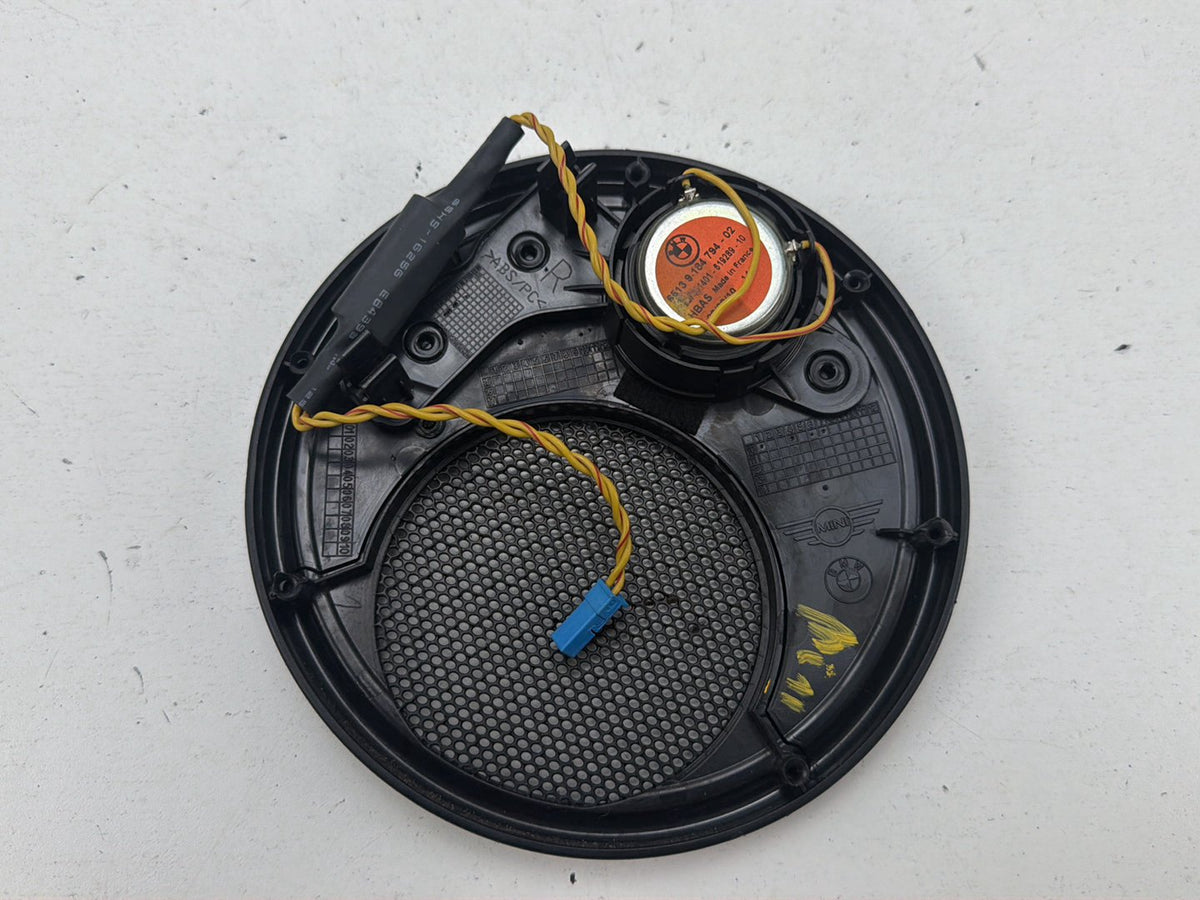 2011-2016-Mini Cooper Countryman R60 Rear Right Speaker/Cover Harman Kardon OEM