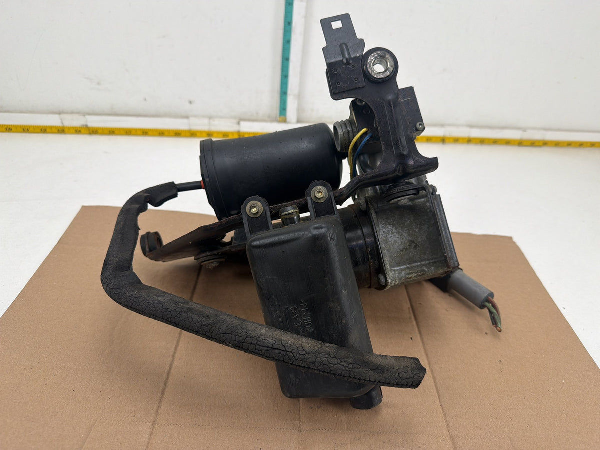 2003-2006 Lincoln Navigator U228 Air Ride Suspension Compressor Pump OEM