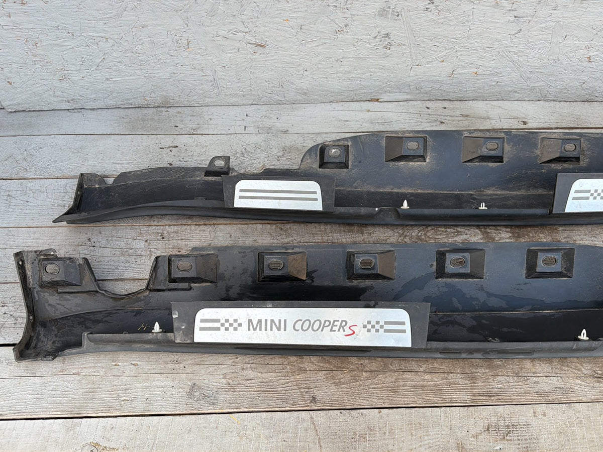 2011-2016 Mini Countryman Side Step/Skirt Rocker Panel 9801887, 9801888 OEM