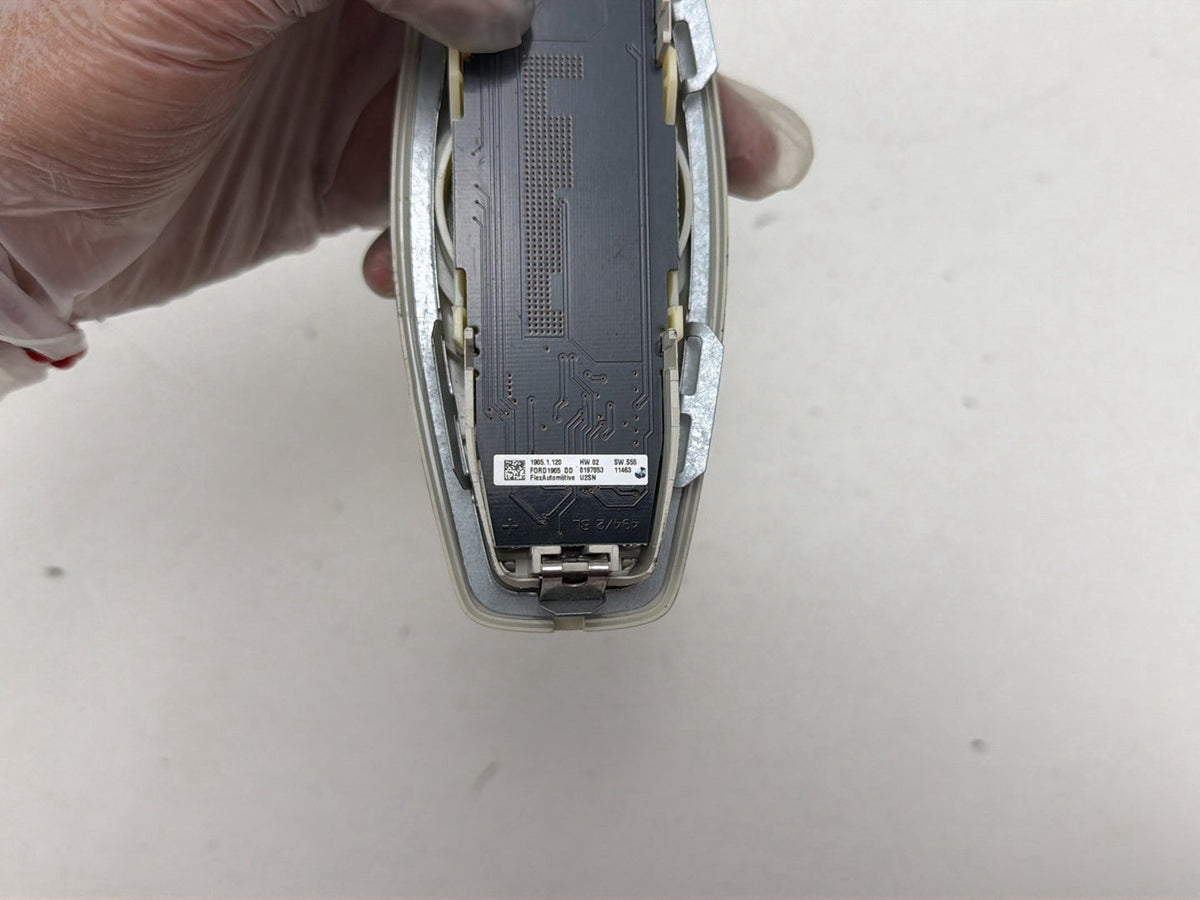 2012 Ford Focus MK2 Rear Center Dome Light Reading Lamp Assembly Tan OEM