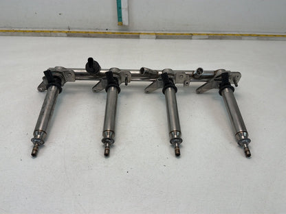 2012-2018 Mercedes-Benz S-Class W221 Right Fuel Rail Injectors A2780780645 OEM