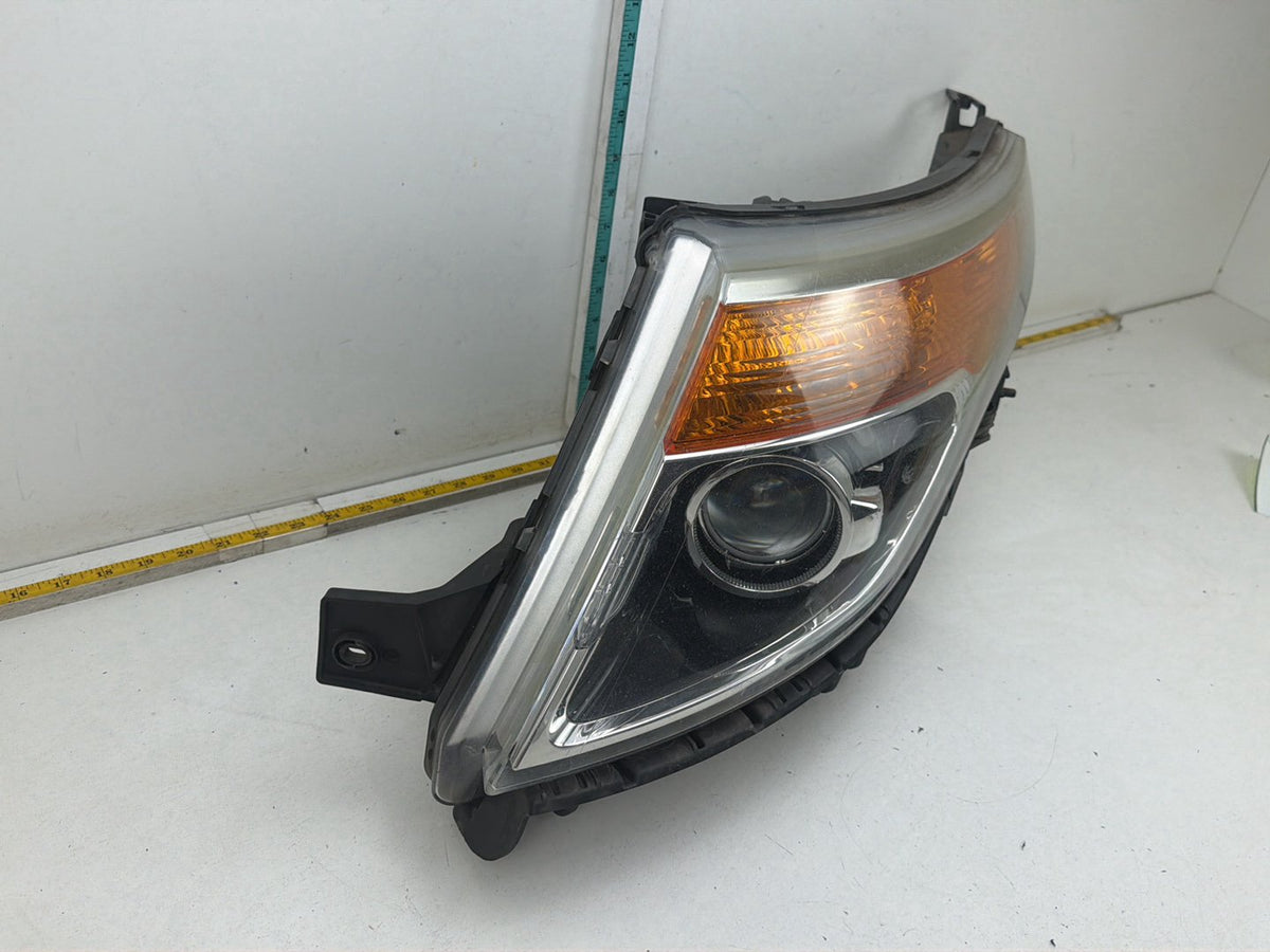 2011-2012 Ford Explorer Front Left Driver Side Halogen Headlight Assembly OEM