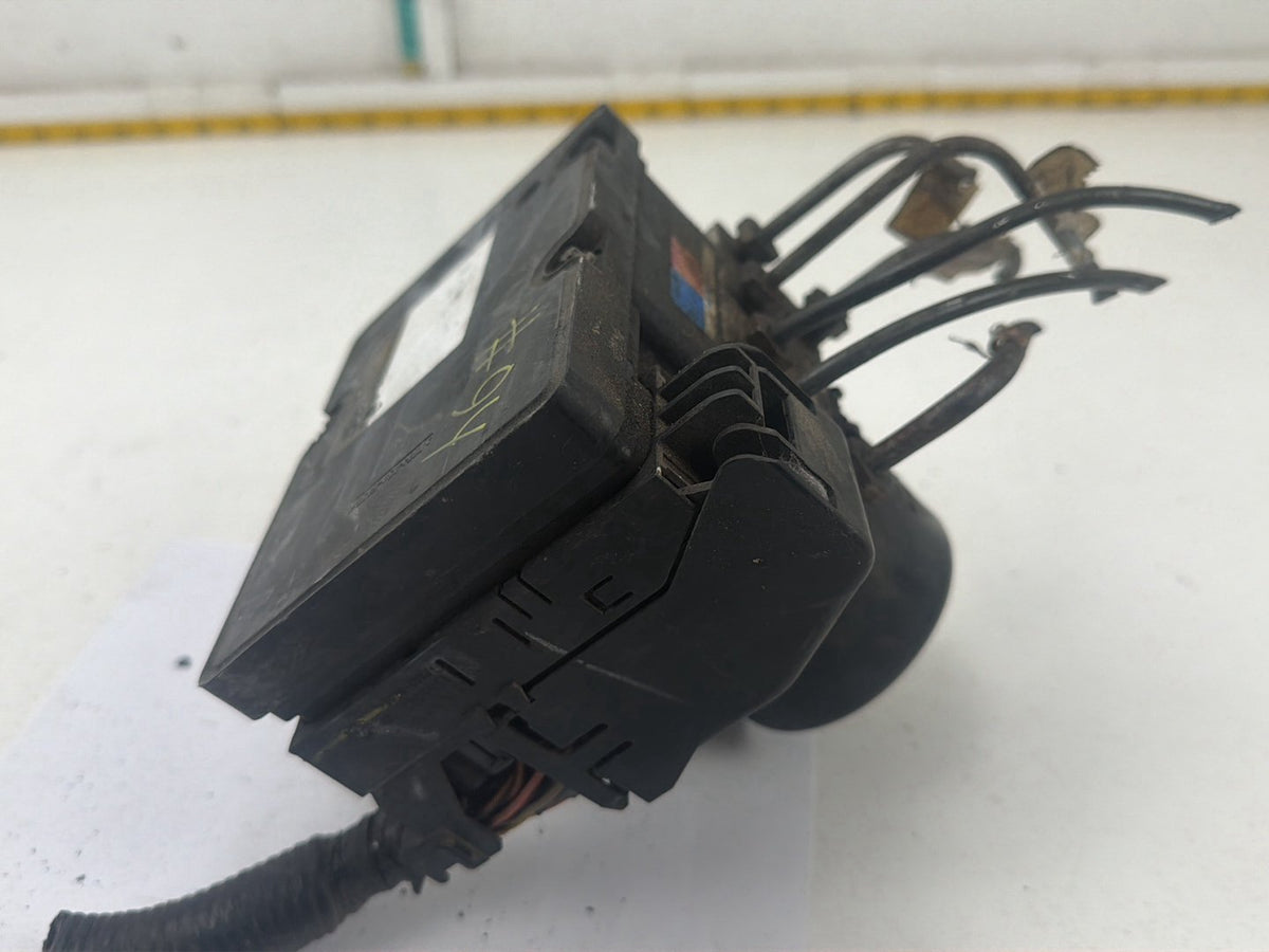 2003-2006 Lincoln Navigator ABS Anti-Lock Brake Pump Modulator Unit OEM