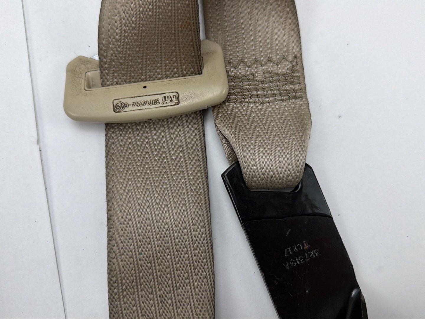 2003-2006 Lincoln Navigator Front Left Side Seat Belt Retractor w/ Guide Tan OEM