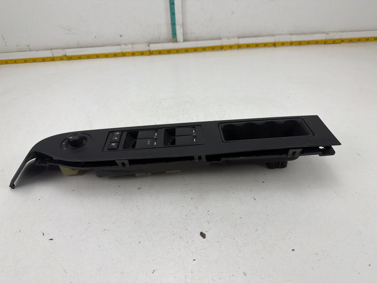 2011-2017 Jeep Patriot Driver Door Power Window Control Switch L0164833 OEM
