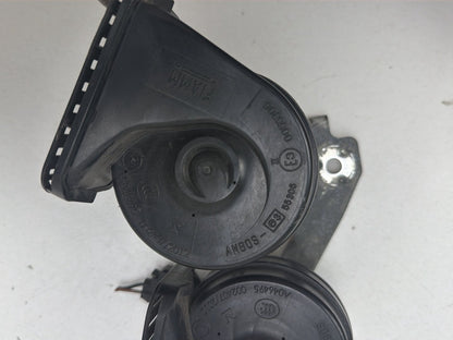 2011-2016 Chevrolet Cruze J300 Low & High Pitch Tone Horn Set AO46495 OEM
