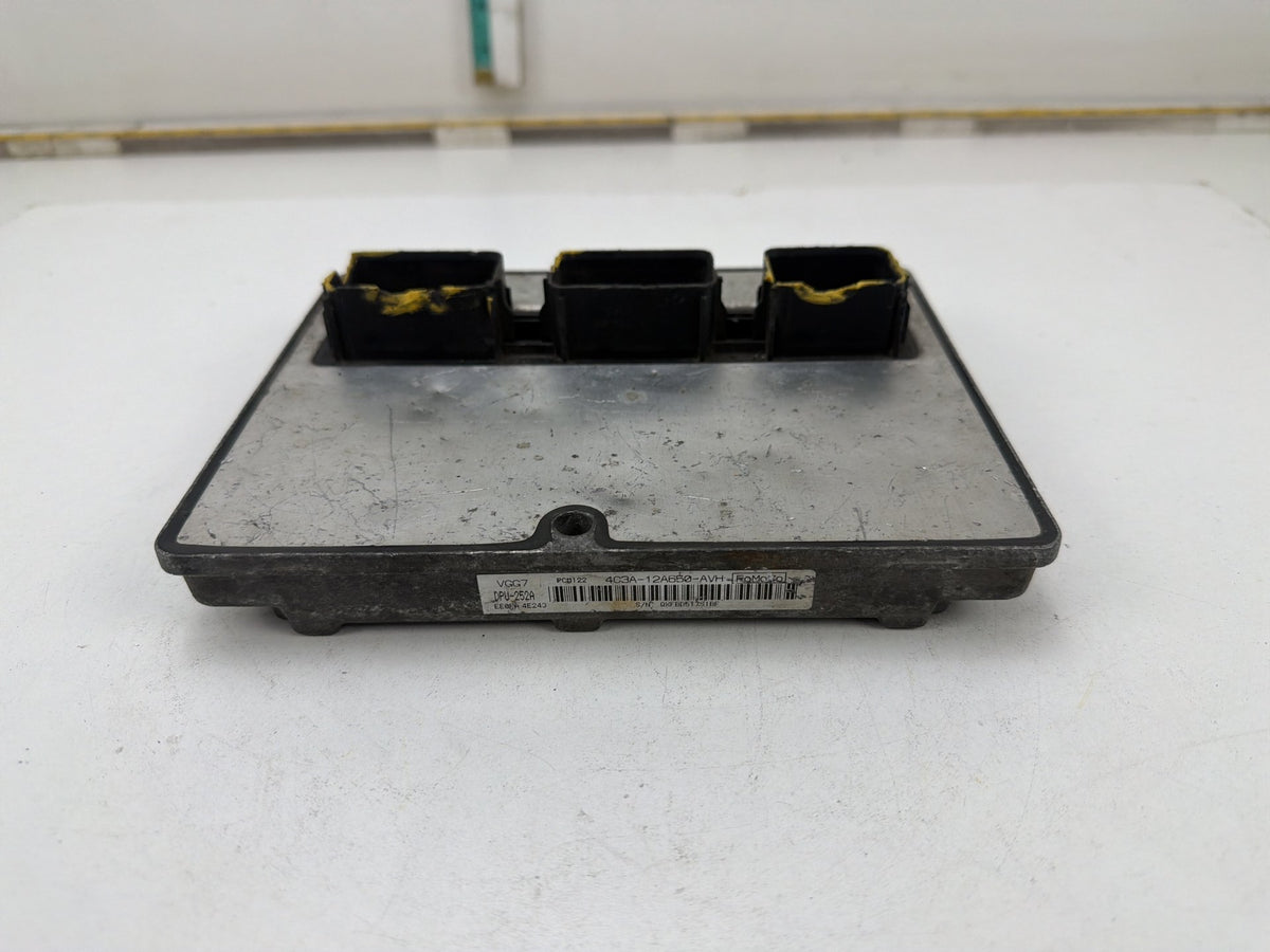 2003-2004 Ford F550 Engine Computer Control Module 4C3A-12A650-AVH OEM