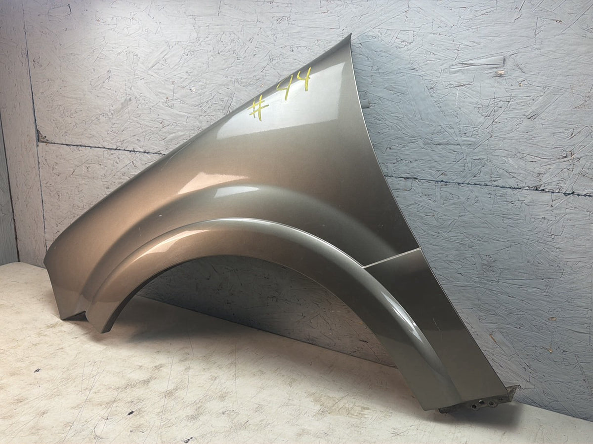 2003-2006 Lincoln Navigator U228 - Left Driver Side Front Fender OEM