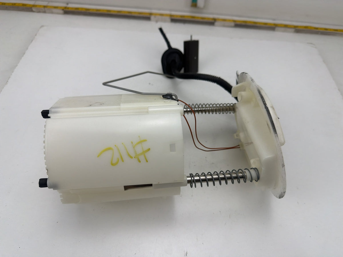 2014-2020 Maserati Quattroporte VI M156-Fuel Gas Tank Pump 670003733 OEM