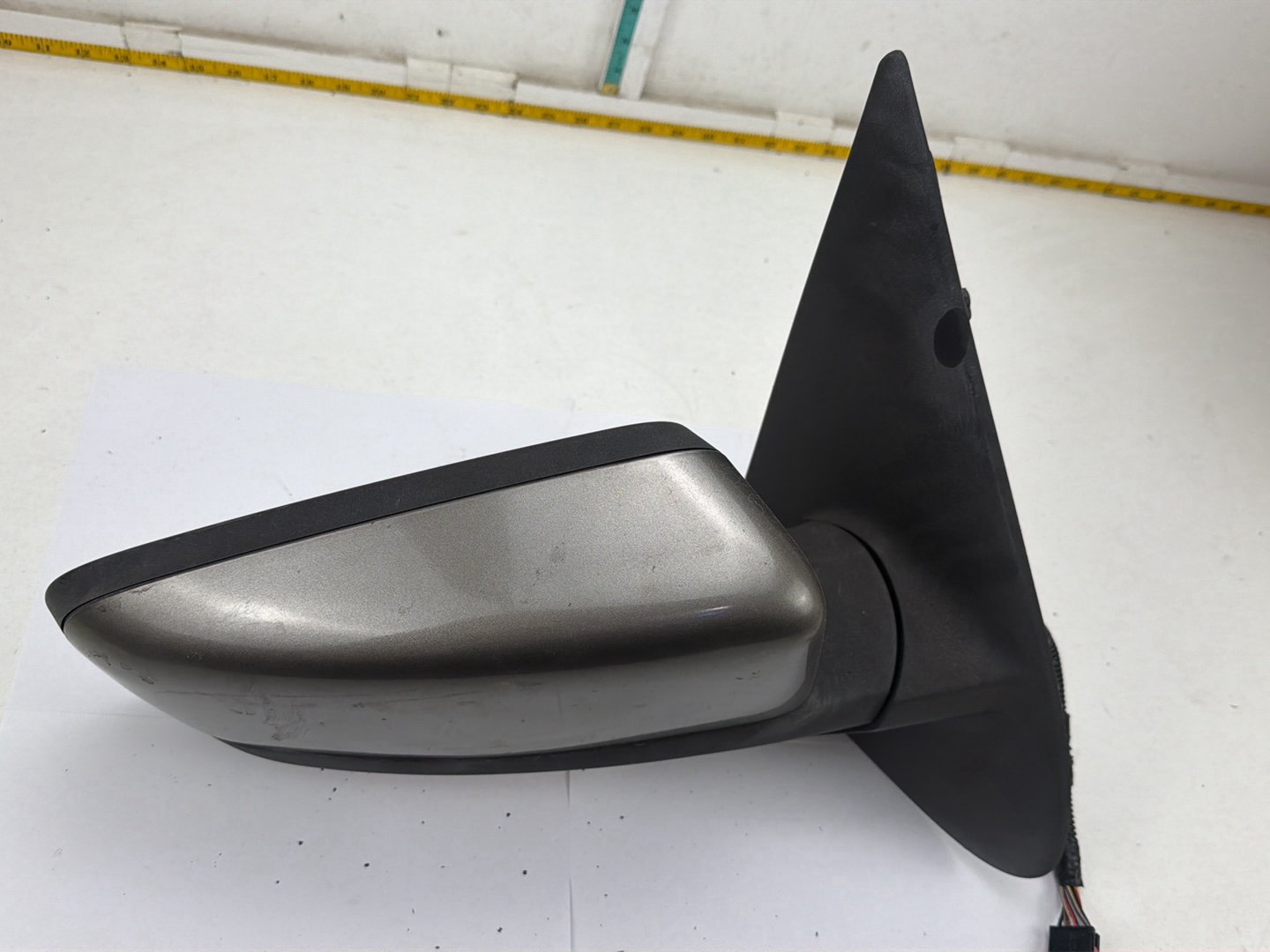 2003-2006 Lincoln Navigator Front Right Passenger Side Door View Mirror OEM