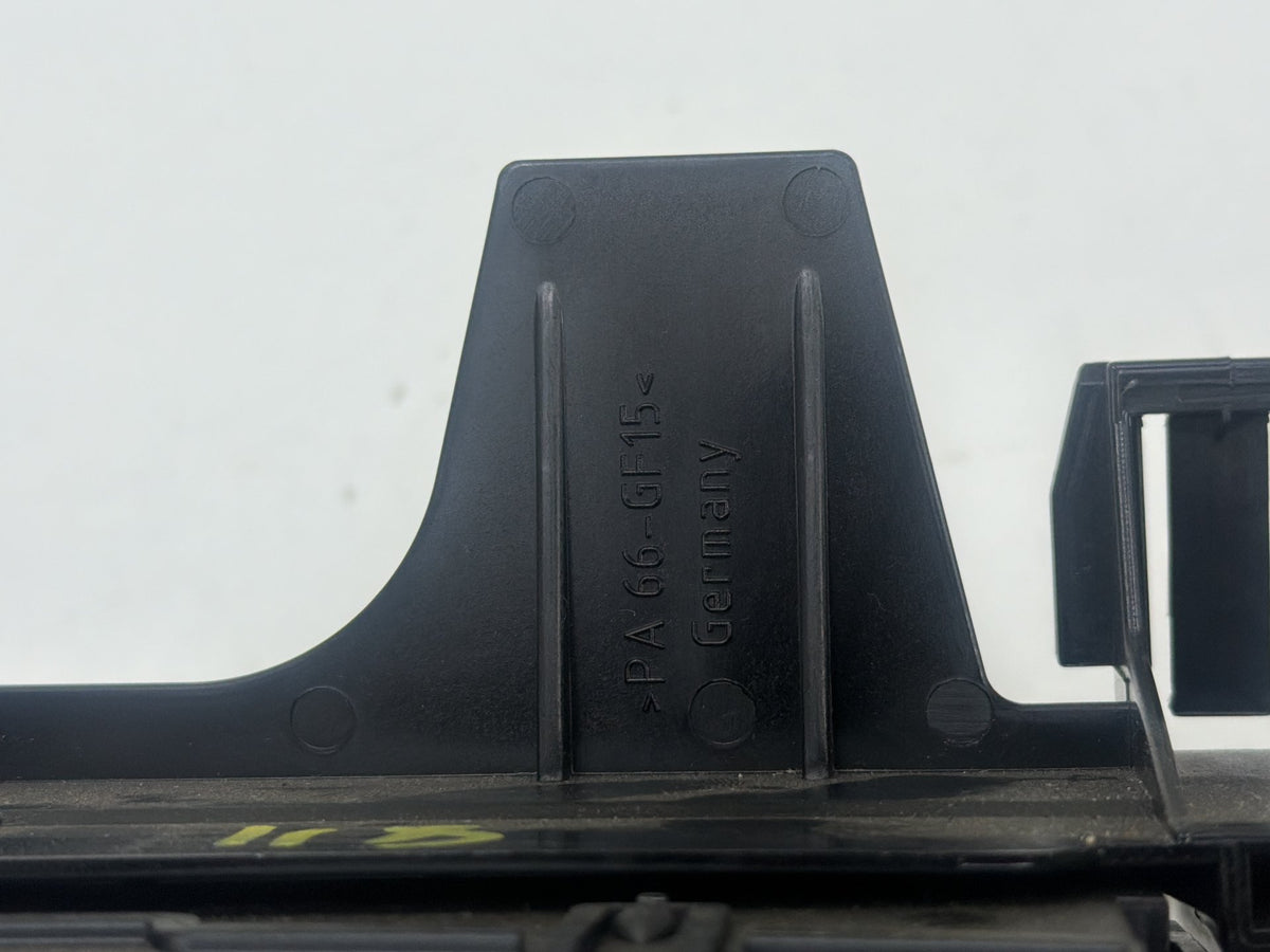 2012-2018 Audi A7 Quattro Front Left Fuse Relay Plate Holder 4G1937503A OEM
