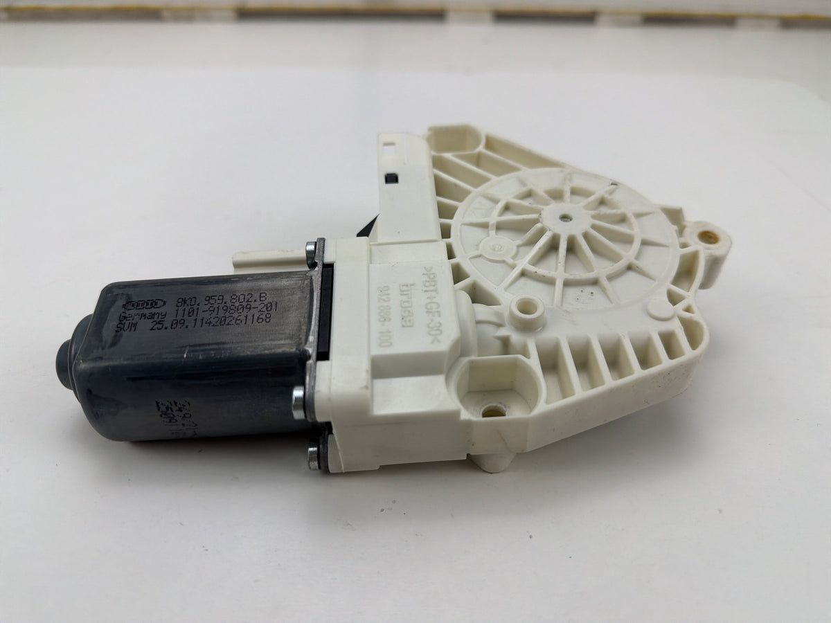2012-2018 Audi A7 Right Front Passenger Side Window Motor 8K0959802B OEM