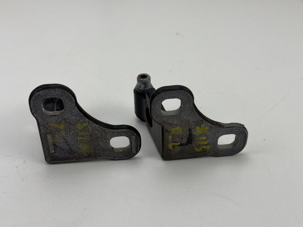 2010-2012 Land Rover Range Rover Front Left Side Upper Lower Door Hinge Set OEM
