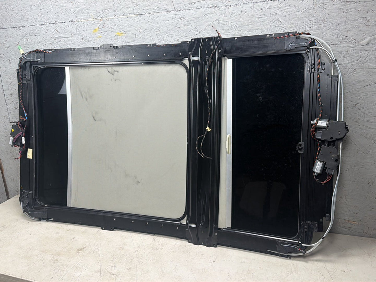 2007-2015 Audi Q7 4L Panoramic Sunroof Moonroof Glass Assembly OEM