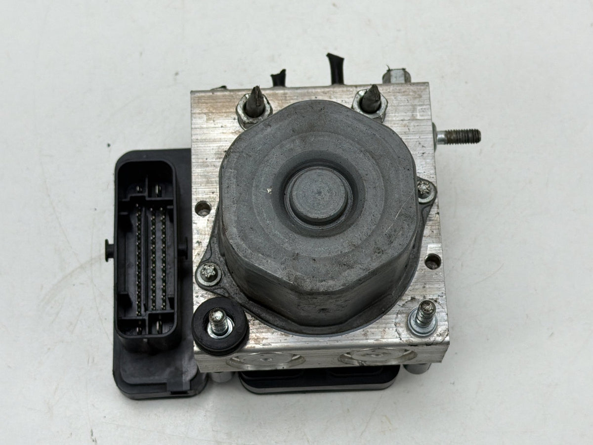 2015-2016 Honda CR-V ABS Anti Lock Brake Pump Module 57110-T1X-A140-M1 OEM
