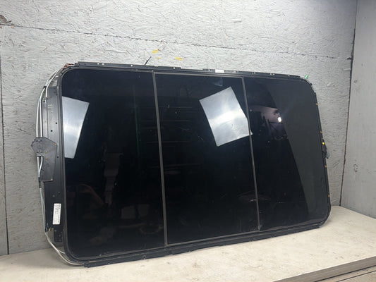 2007-2015 Audi Q7 4L Panoramic Sunroof Moonroof Glass Assembly OEM