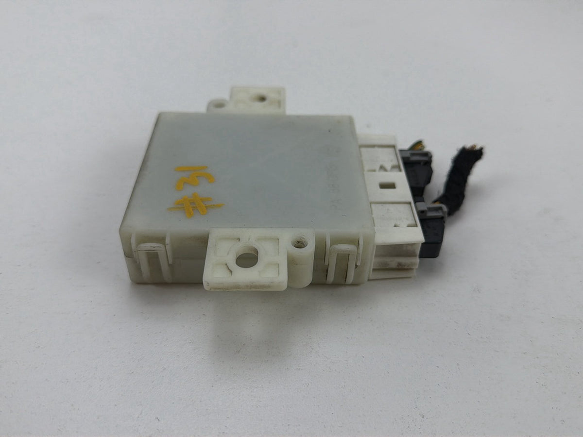 2007-2013 Mercedes-Benz S-Class W221 Parking Sensor Module A2219000804 OEM
