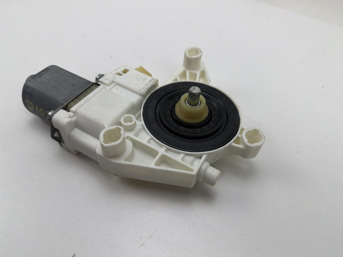 2006-2012 Mercedes-Benz R350 Rear Left Side Door Window Regulator Motor OEM