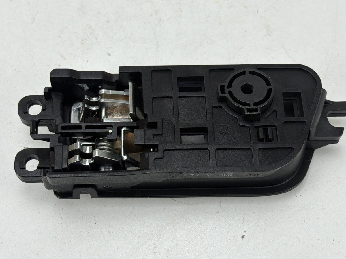 2014-2016 Kia Cadenza Rear Right Passenger Side Interior Door Handle OEM