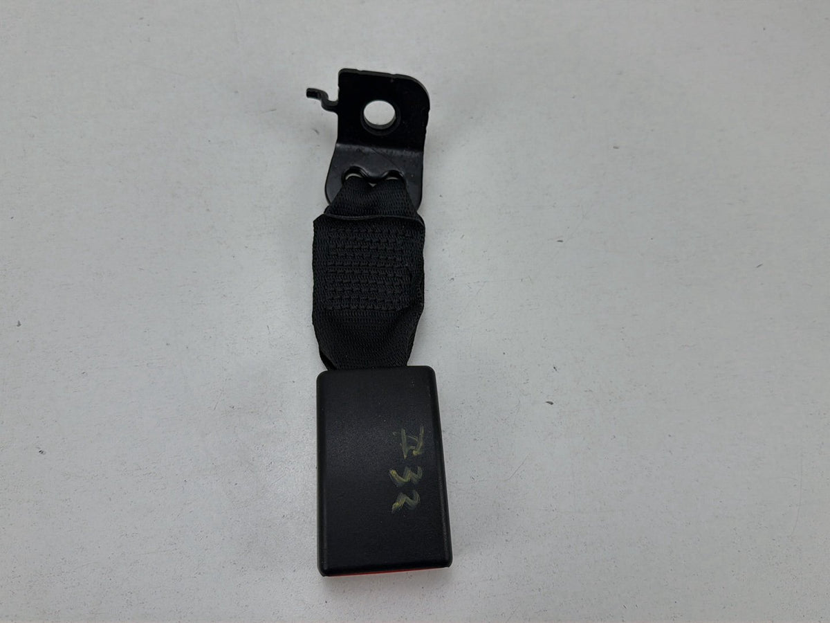 2014-2016 BMW 228i F22- Rear Seat Belt Buckle 619251300D OEM