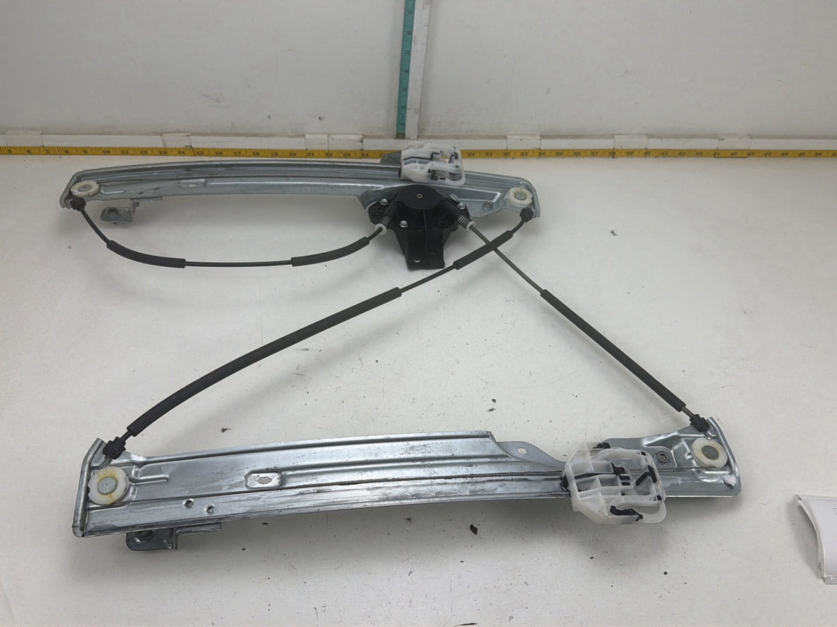 2013-2019 Ford Escape Left Front Window Regulator/Motor CM093110A OEM