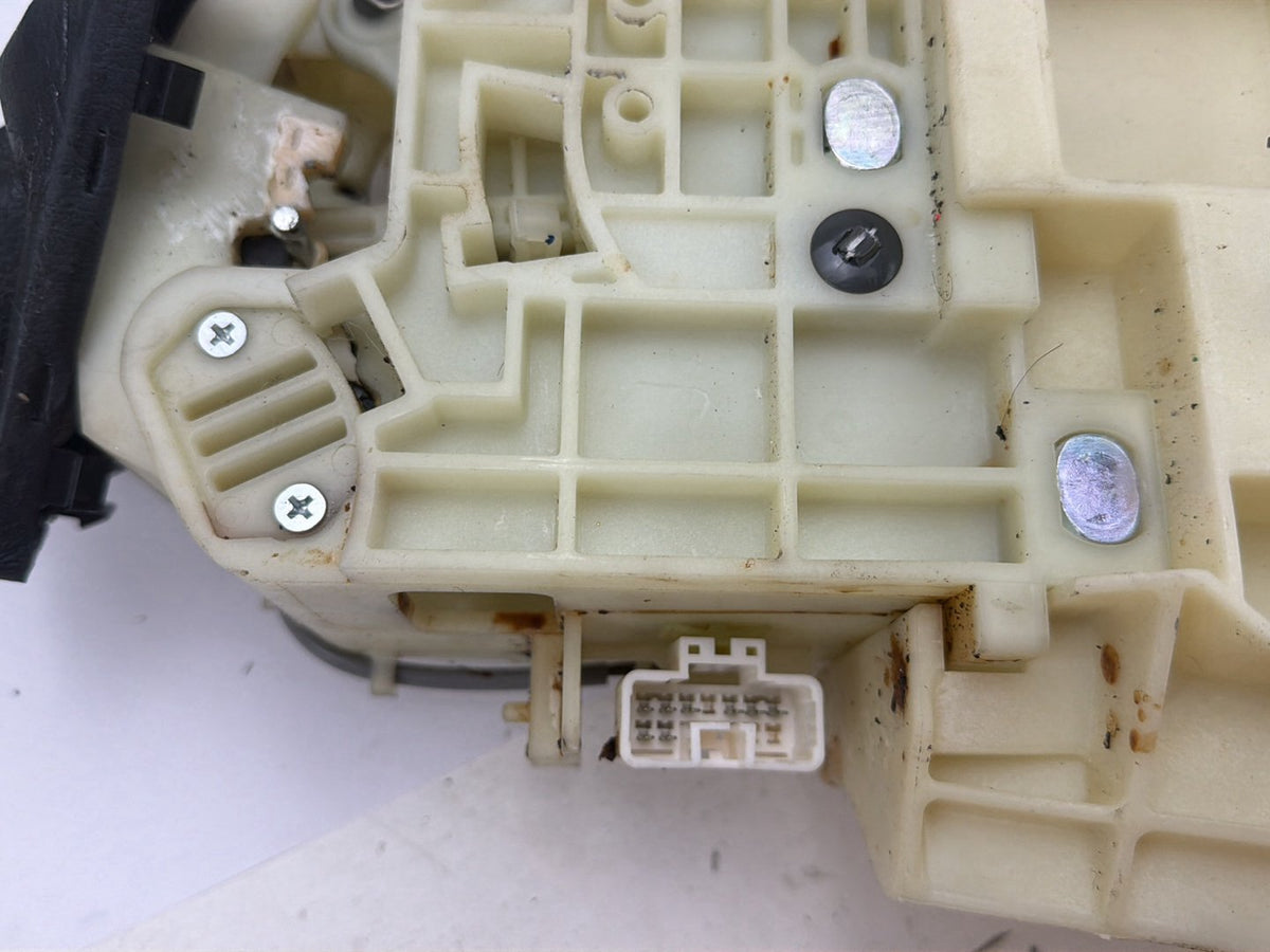 2017-2018 Kia Sedona Automatic Gear Shift Shifter Lever Assembly OEM