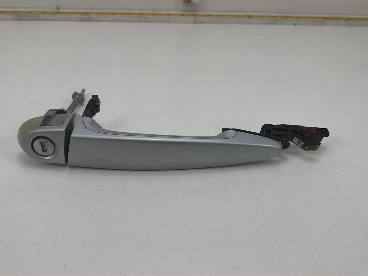2013-2014 BMW X1 E84- Left Front Door Exterior Handle OEM