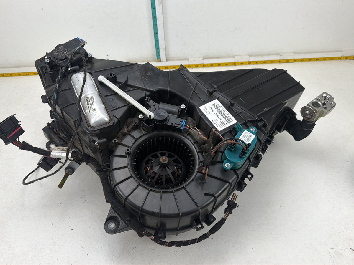 2007-2015 Audi Q7 4L - Rear Blower Motor Assembly With Housing 4L0820 004E OEM