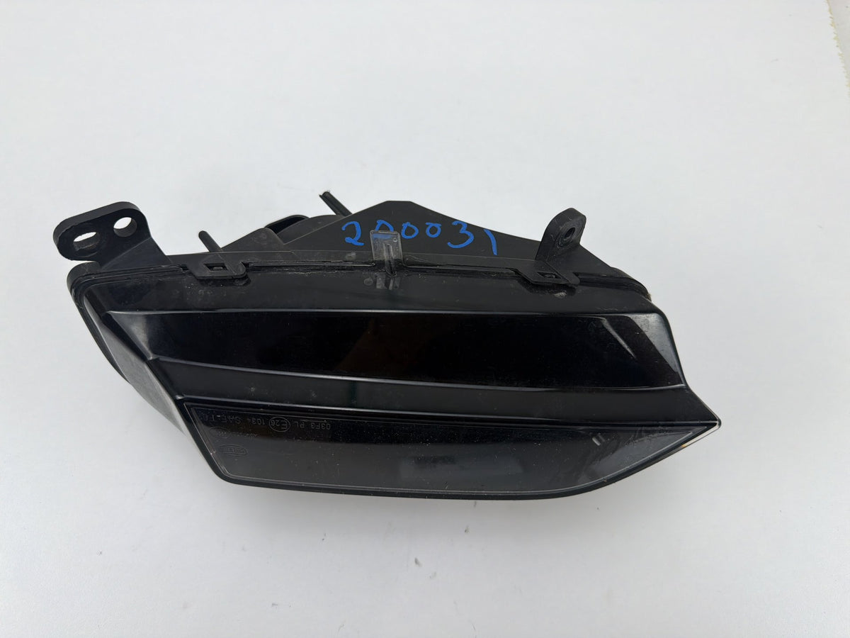 2013-2016 Audi A4 Front Left Driver Side Halogen Fog Light 8K0941699C OEM