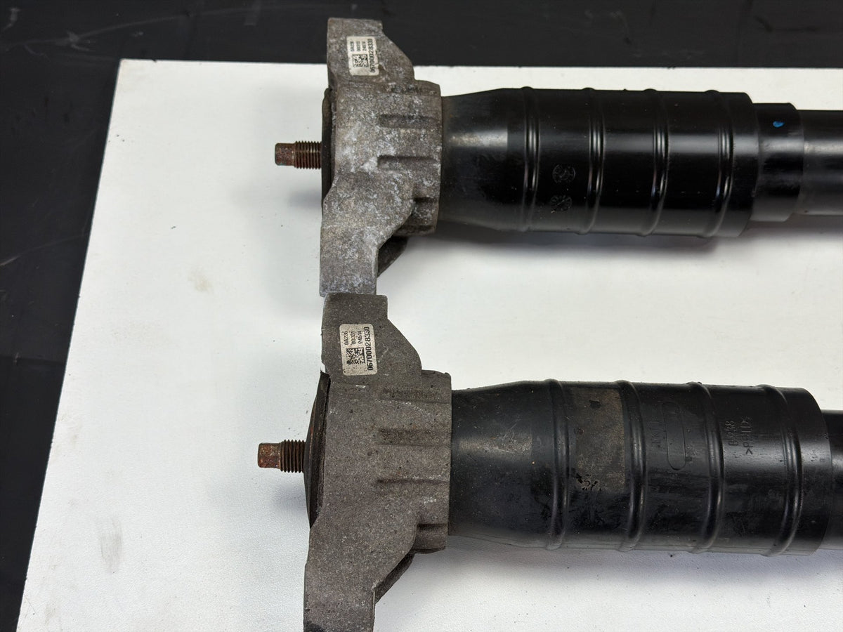2014-2017 Maserati Ghibli III M157 Rear Left & Right Shock Absorbers Struts OEM