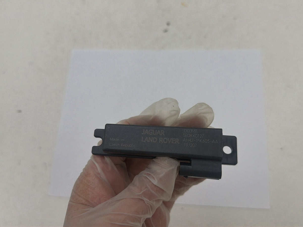 2018-2020 Jaguar F-Pace - Keyless Entry Sensor Antenna Module AH42-15K603-AA OEM