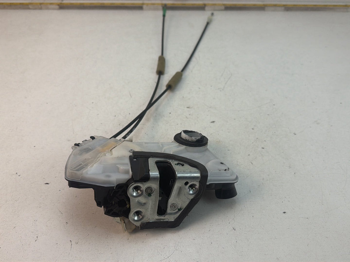 2015-2020 Toyota Sienna Front Right Power Door Lock Actuator Latch Cable OEM