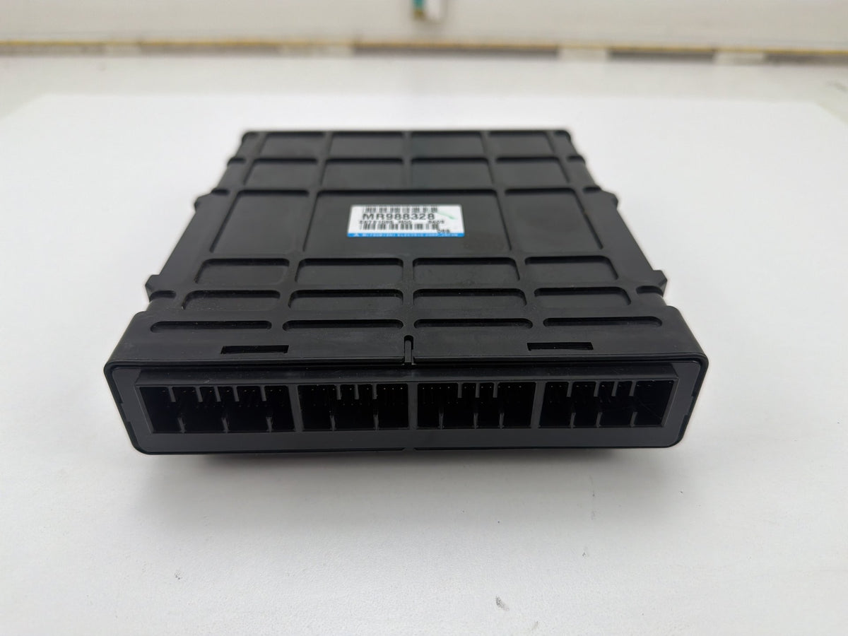 2003 Mitsubishi Lancer Engine Computer Control Module Unit ECU MR988328 OEM