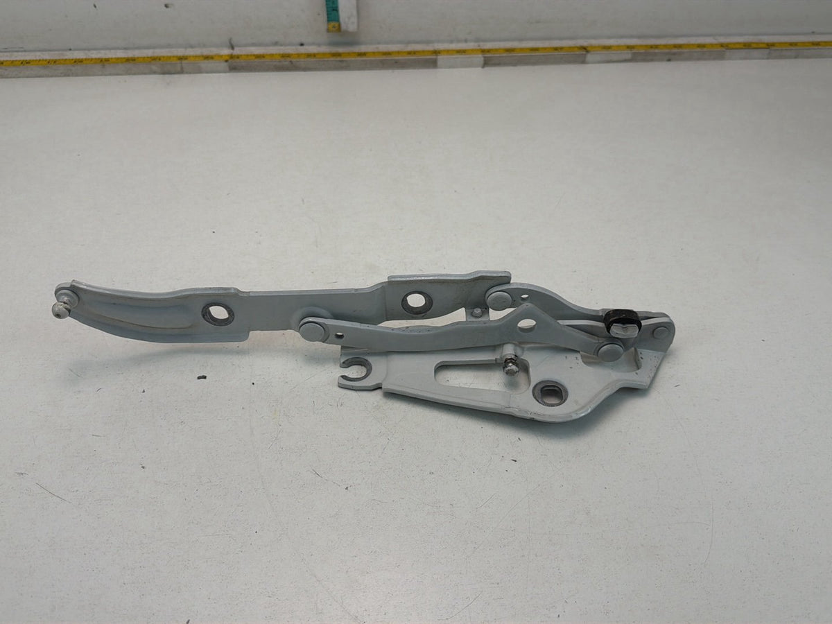 2014-2016 BMW 228i F22 Rear Right Passenger Side Trunk Lid Hinge 7304558 OEM