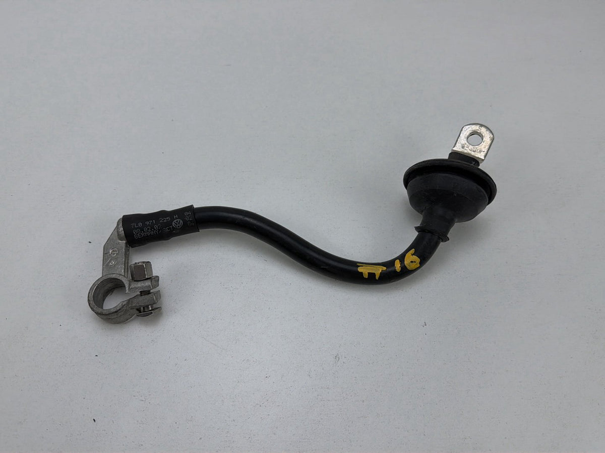 2003-2006 Porsche Cayenne Positive Battery Terminal Cable Wire 7L0971225H OEM