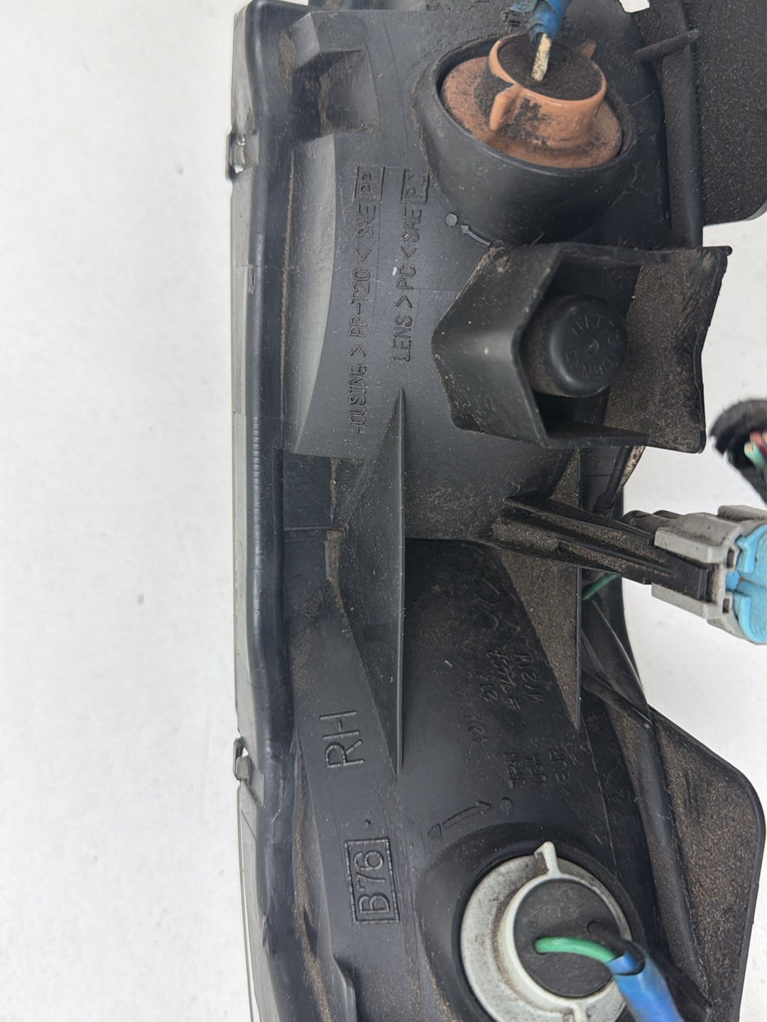 2003-2007 Nissan 350Z Rear Right Side Bumper Turn Signal Light OEM