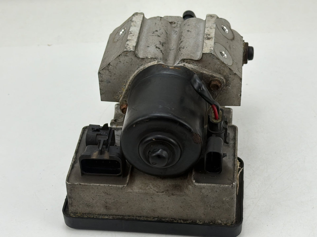 1996-2001 Chevrolet Suburban 1500 ABS Pump Anti Lock Brake Module 12765501 OEM